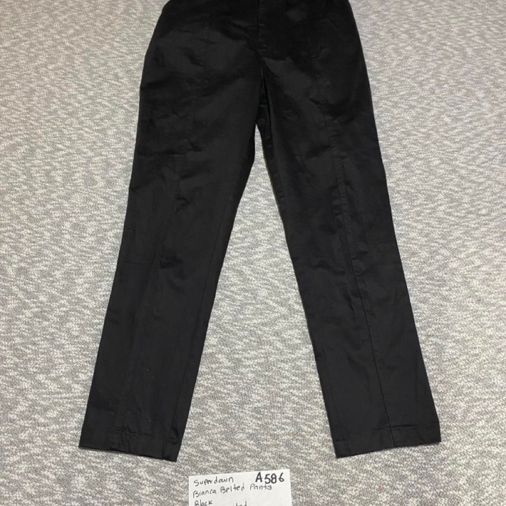 Superdown black high-waisted Bianca  belted pants Size S. SKU-A586